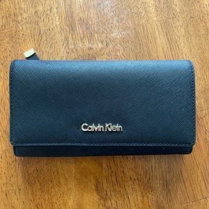 Calvin Kline Saffiano Wallet